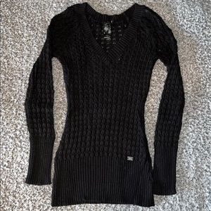 GUESS sweater